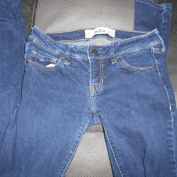 Hollister jeans  size 00R   W23  L31 - Picture 1 of 3